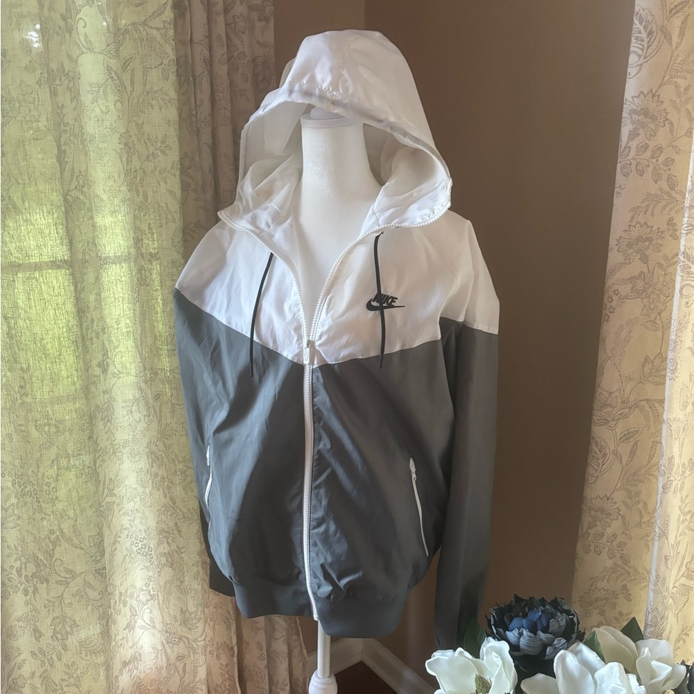 Nike Sportswear Windrunner